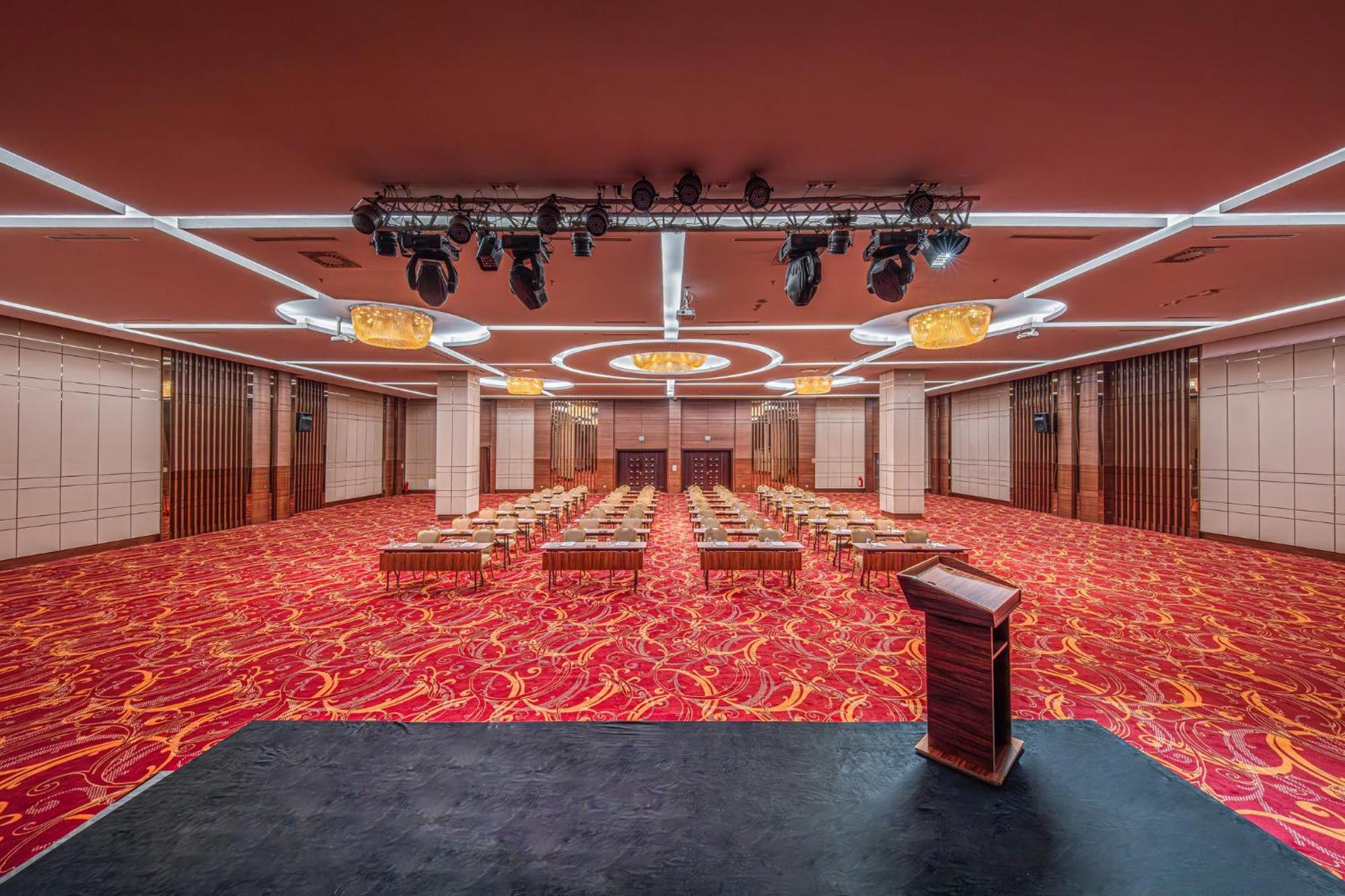 Holiday Inn Ankara - Cukurambar, an IHG Hotel Bagian luar foto